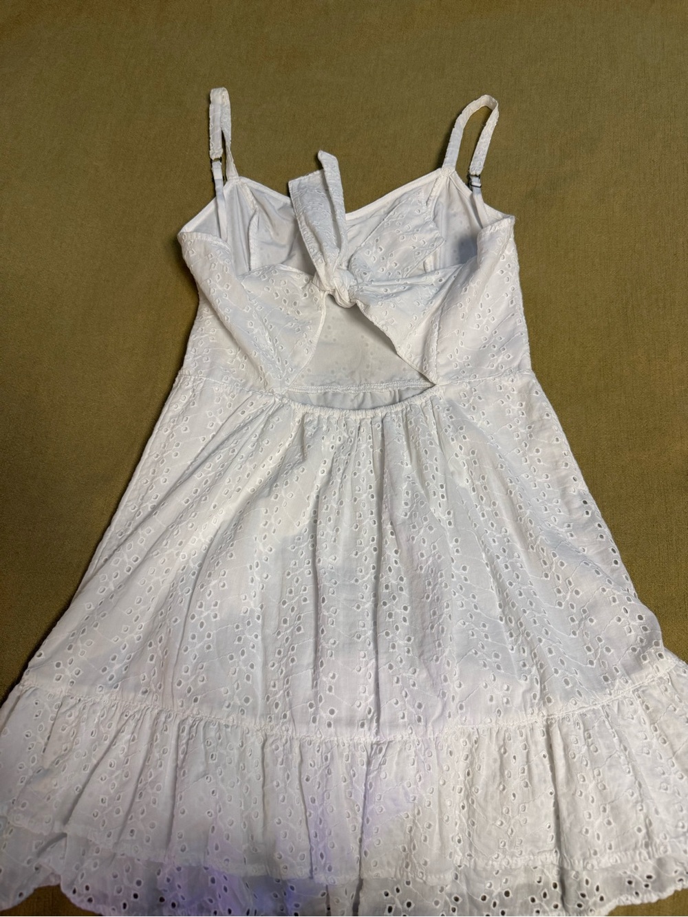 WHITE RUFFLE TIE BACK DRESS NWOT - Picture 3 of 3